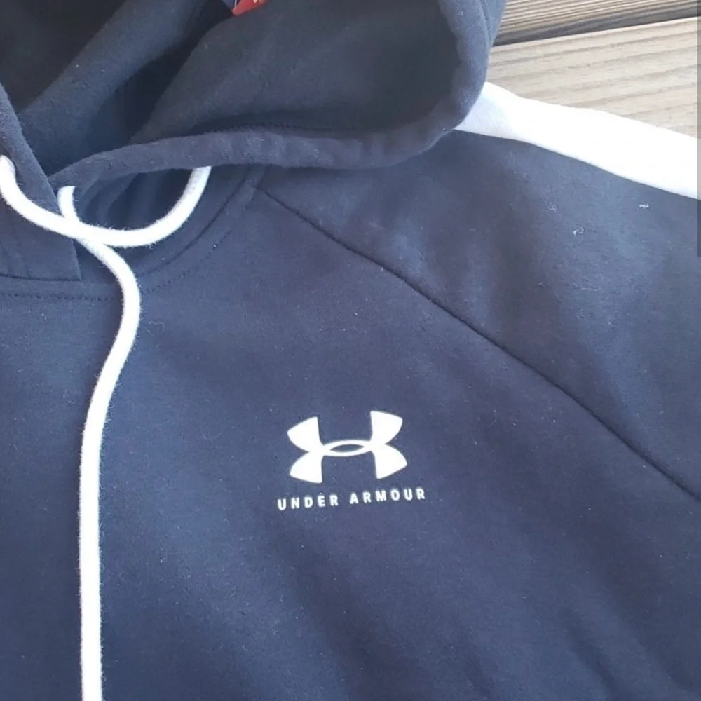 Under Armour women’s black hoodie jacket size M - Picture 2 of 11